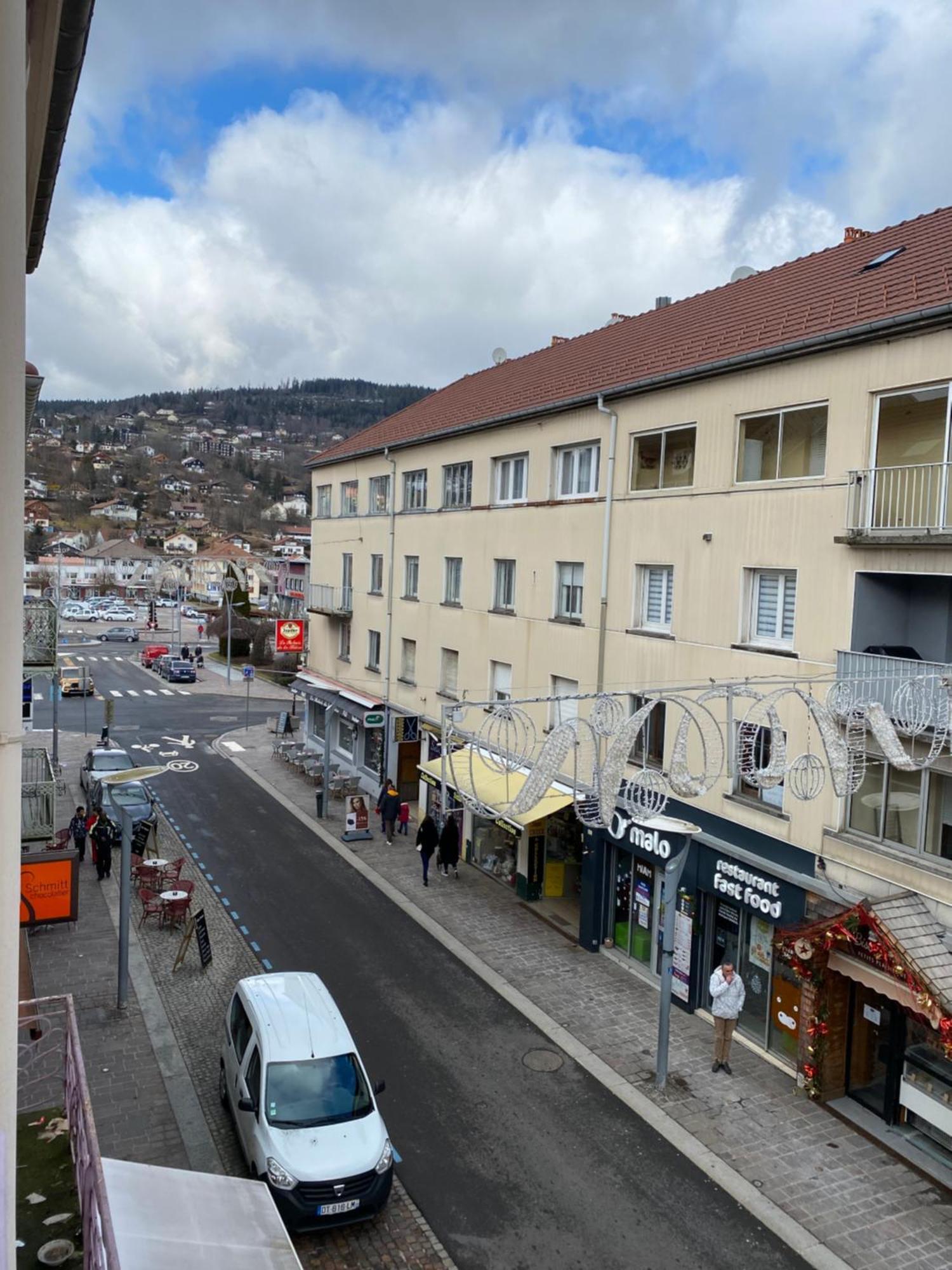 Joli Appartement Plein Centre Ville جوراردُميه المظهر الخارجي الصورة